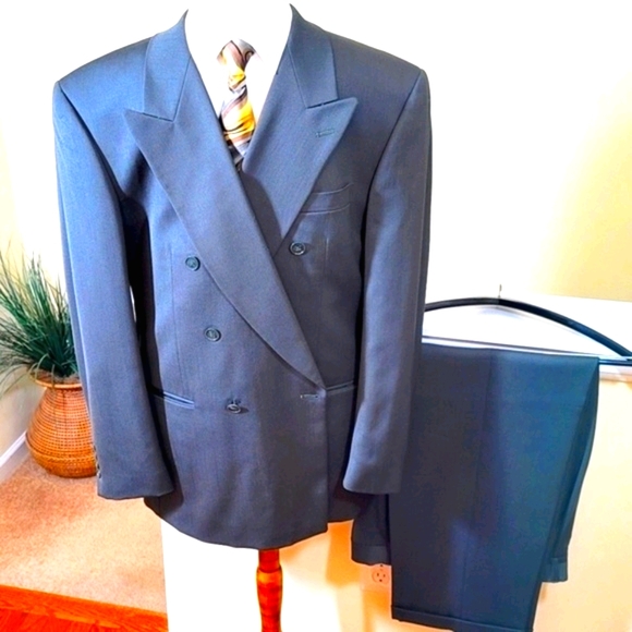 Albert Nipon Double Breasted Suit - Picture 6 of 12